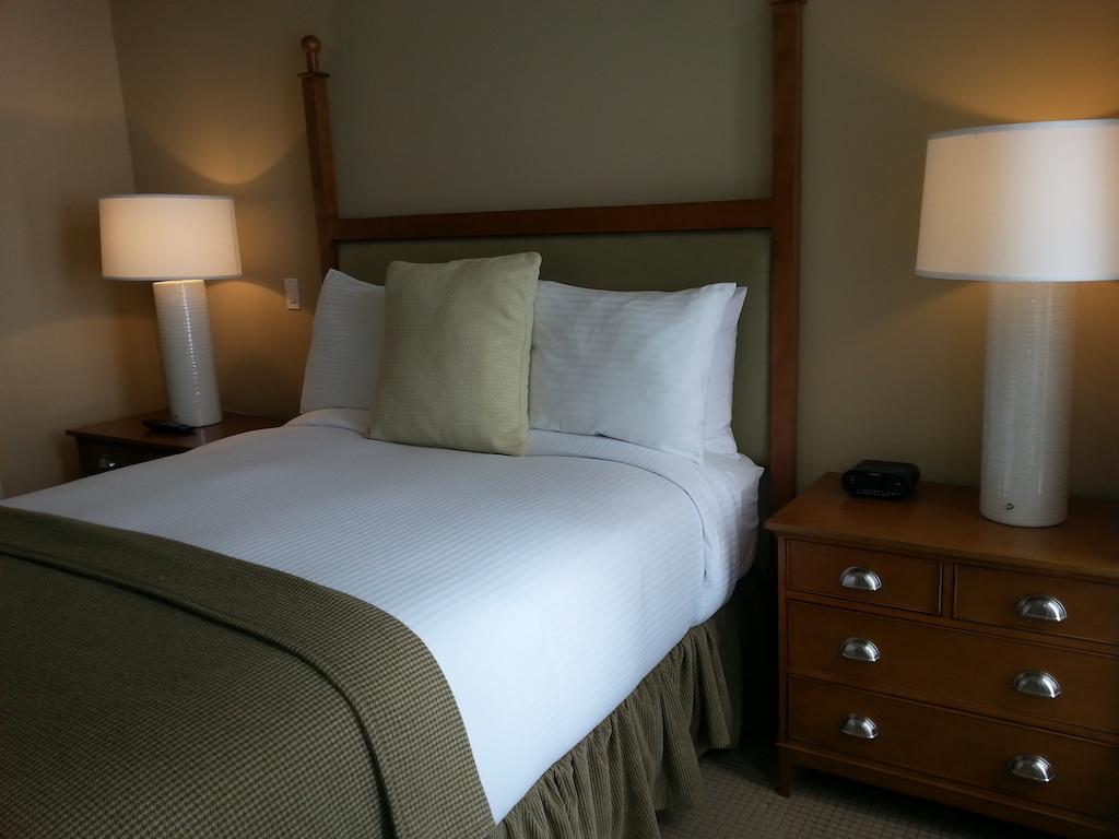 Touchstone Resort On Lake Muskoka ブレイスブリッジ 部屋 写真