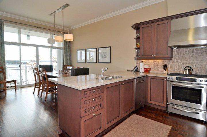 Touchstone Resort On Lake Muskoka ブレイスブリッジ エクステリア 写真