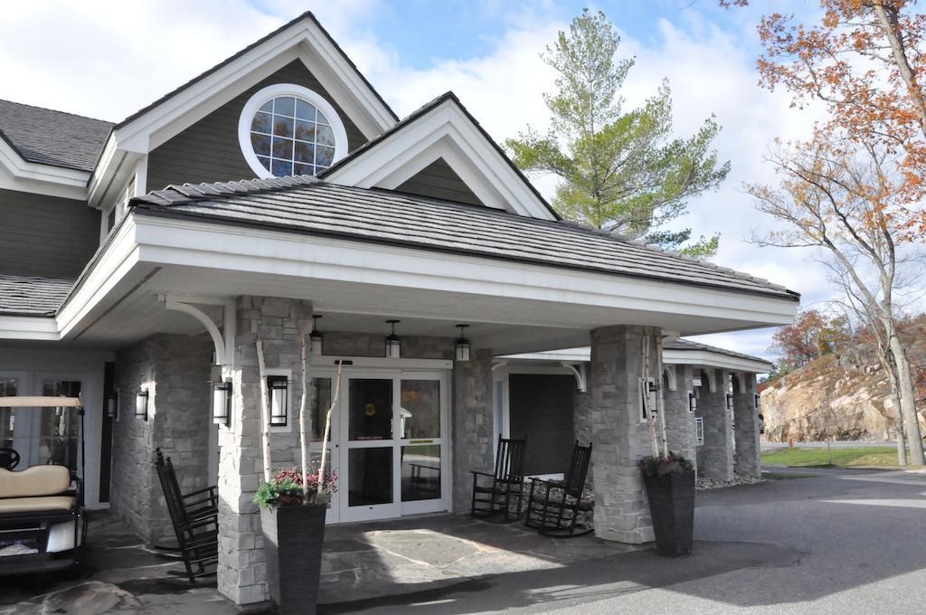 Touchstone Resort On Lake Muskoka ブレイスブリッジ エクステリア 写真
